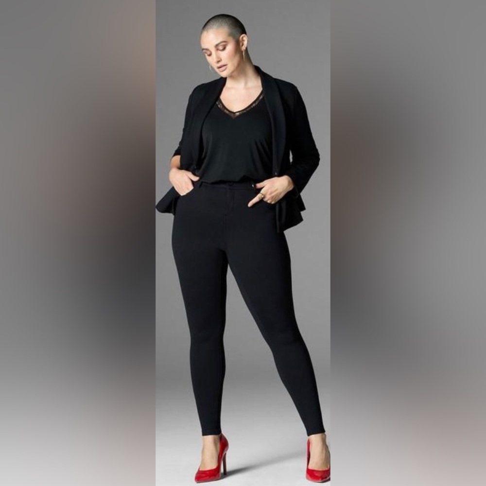 Torrid - black pants size 12R